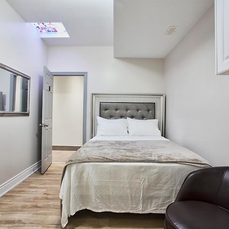 Toronto Rooms And Suites المظهر الخارجي الصورة