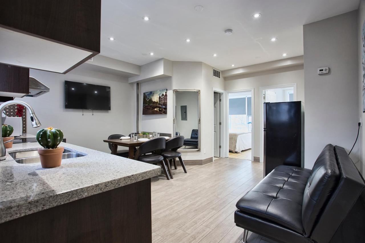 Toronto Rooms And Suites المظهر الخارجي الصورة
