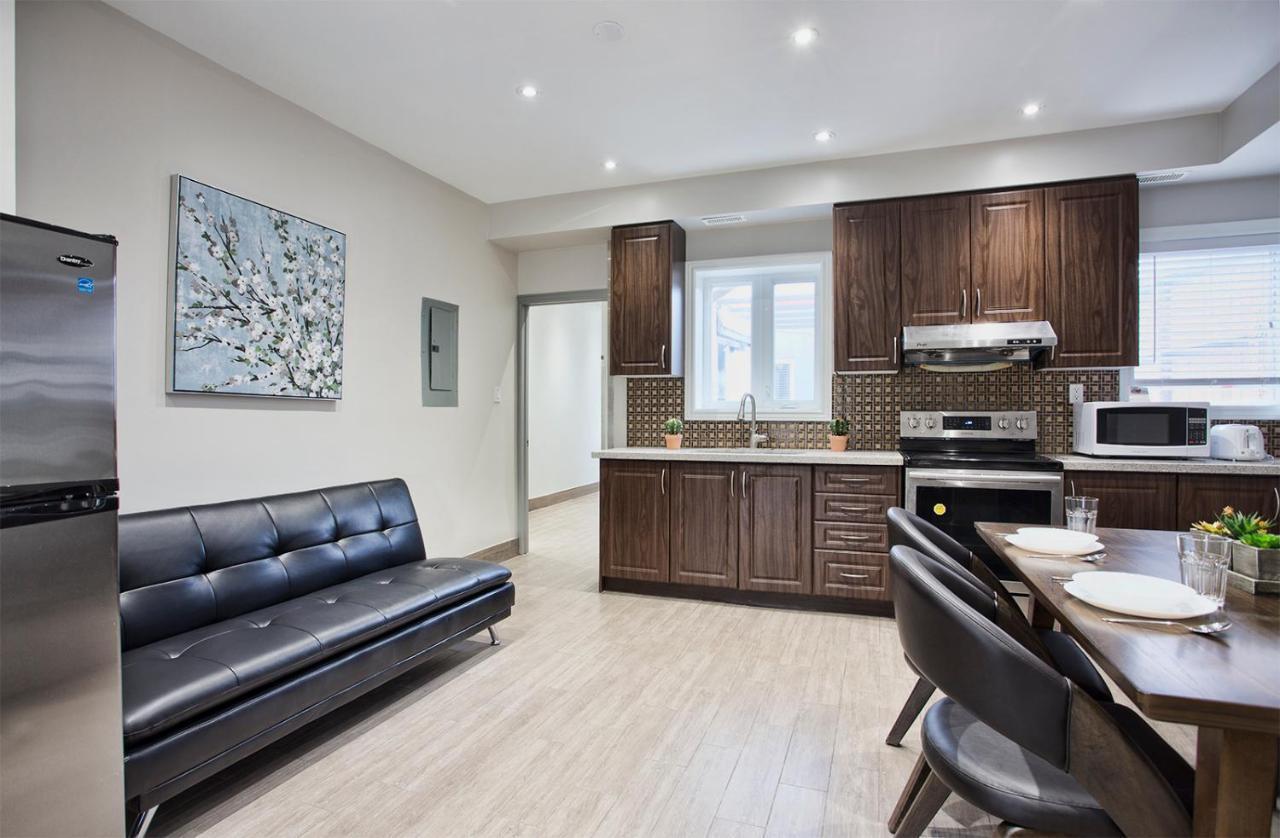 Toronto Rooms And Suites المظهر الخارجي الصورة