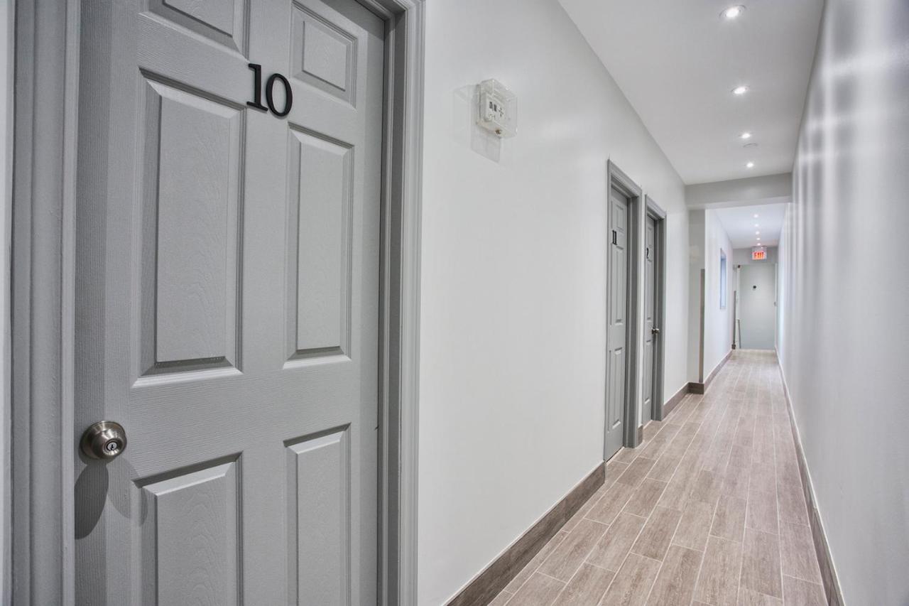 Toronto Rooms And Suites المظهر الخارجي الصورة