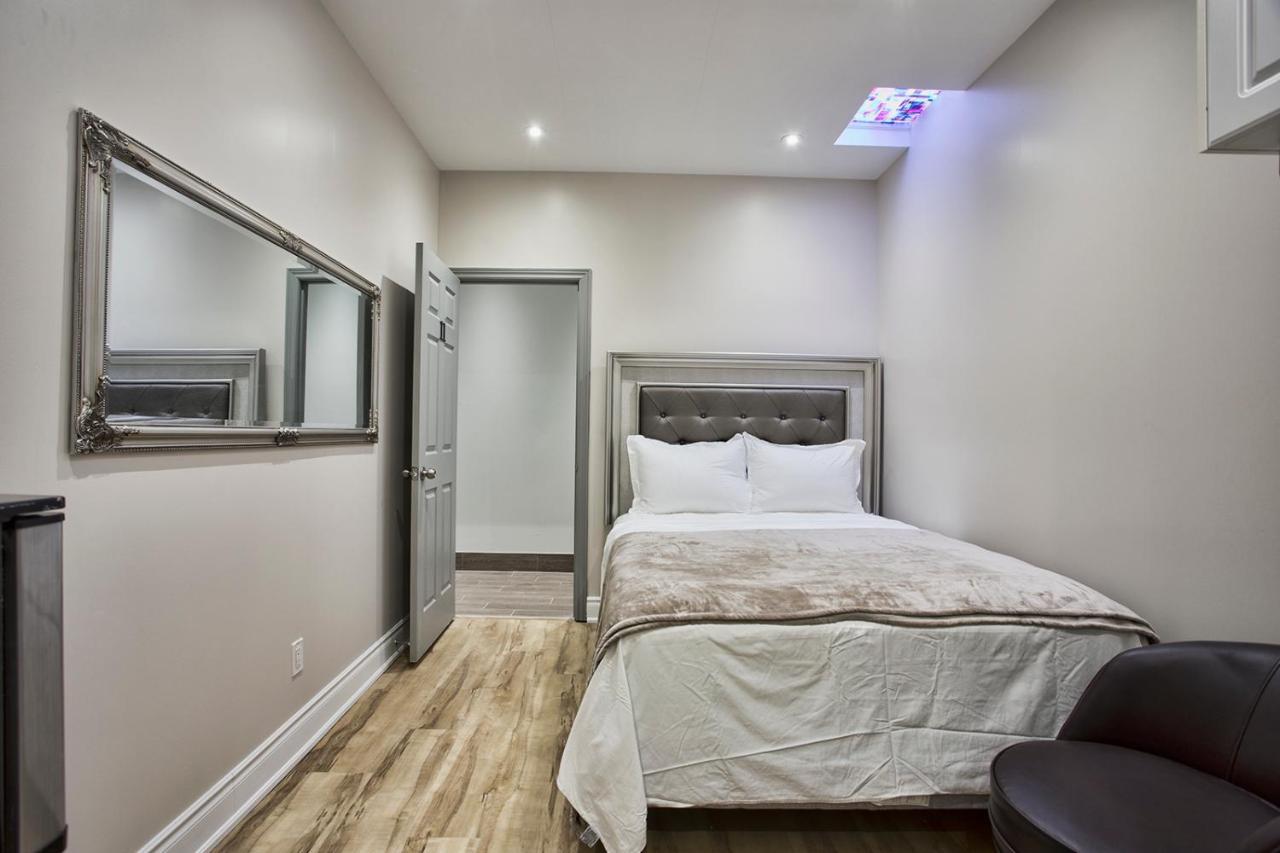 Toronto Rooms And Suites المظهر الخارجي الصورة