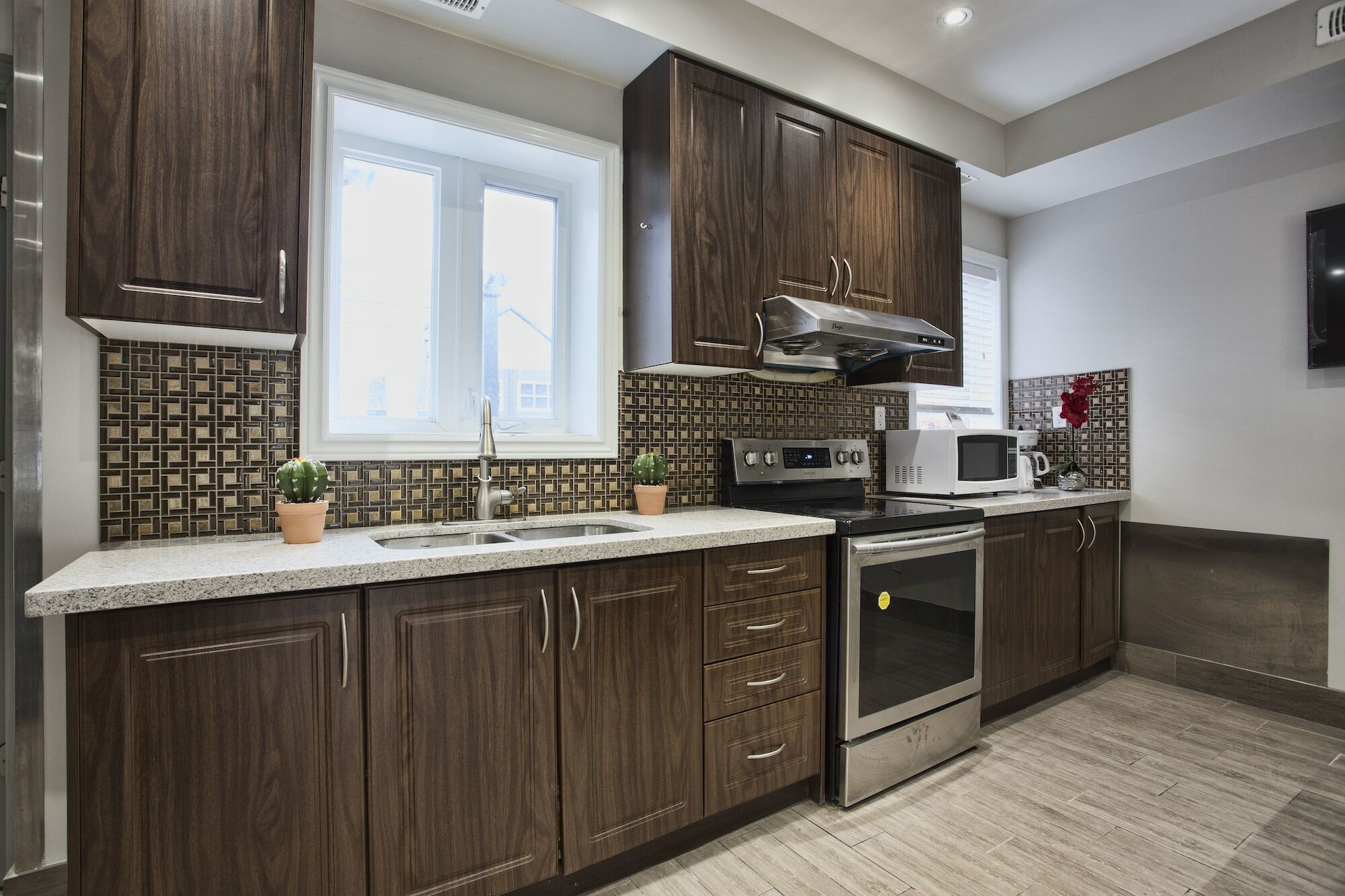 Toronto Rooms And Suites المظهر الخارجي الصورة